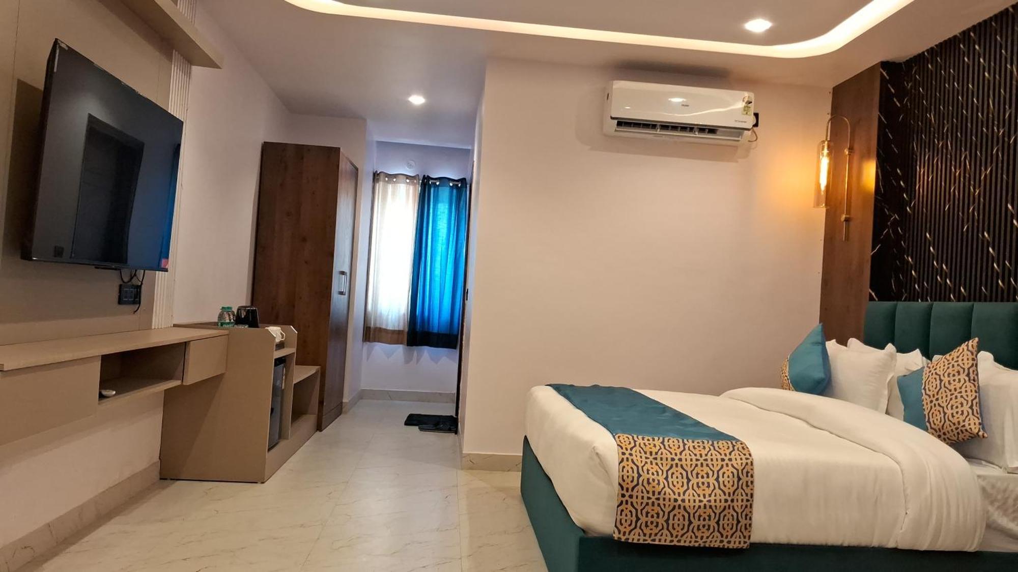 Emerald Suites Грейтър Нойда Стая снимка